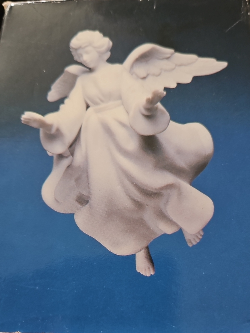 Avon Nativity Collectables 1983 The Flying Angel Porcelain Figurine